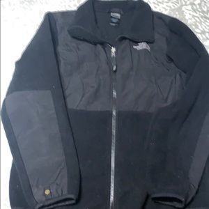 Black north face jacket